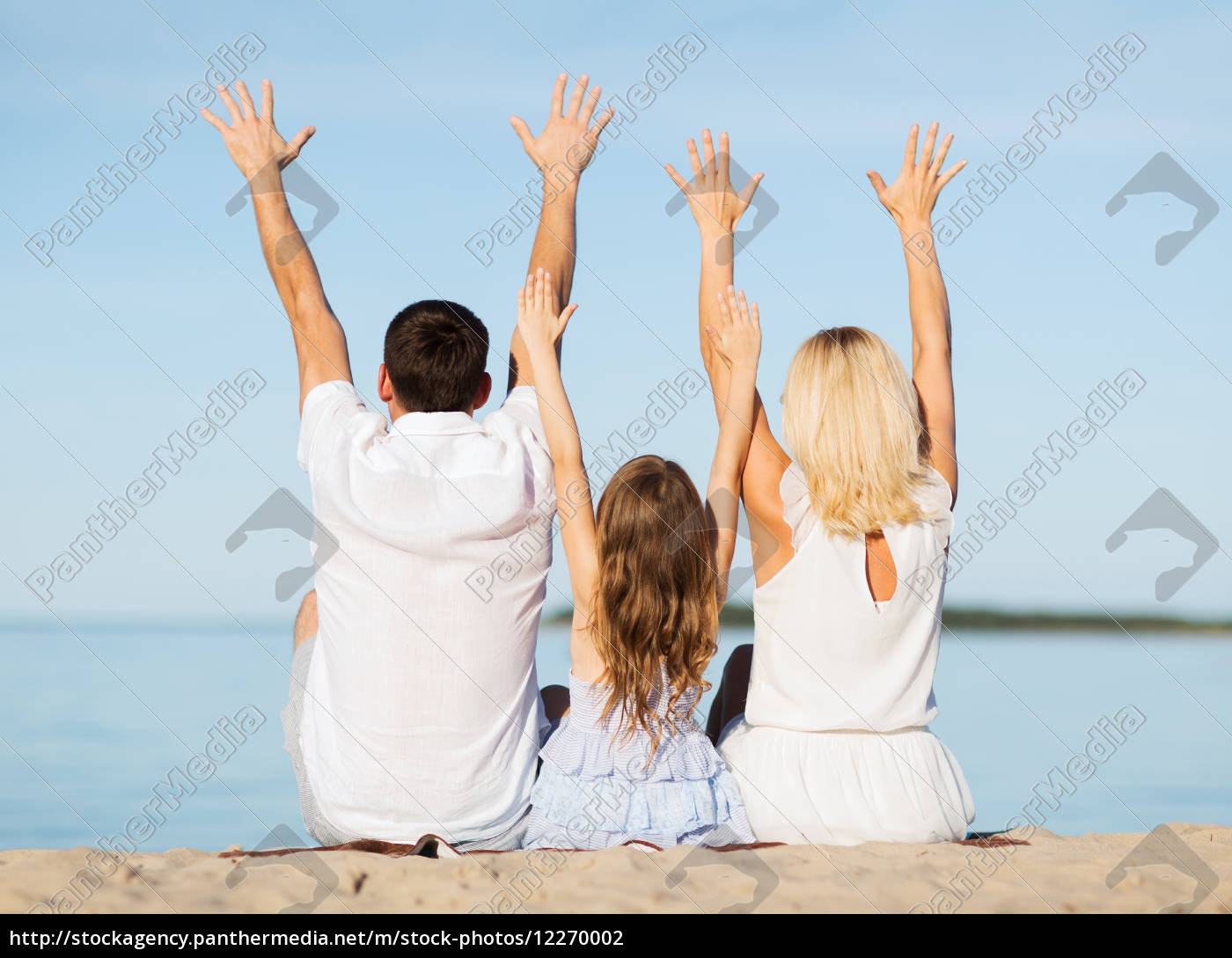 glückliche familie am meer Stock Photo 12270002 Bildagentur