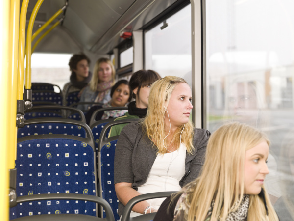 Frauen Auf Dem Bus Lizenzfreies Bild 5869541 Bildagentur Panthermedia 