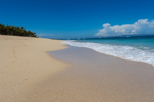 Schöner einsamer Sandstrand in der Karibik mit - Stockfoto #11943261 ...