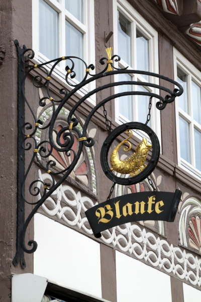 Medien-Nr. 15385583