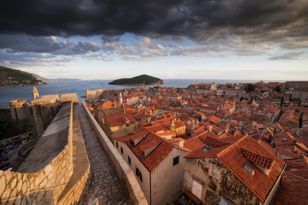 Kroatien Dalmatien Dubrovnik Altstadt Blick Von Der - Lizenzfreies Foto ...