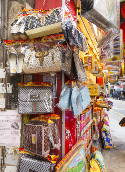 handtasche fahrt reisen religion glaube einkaufen