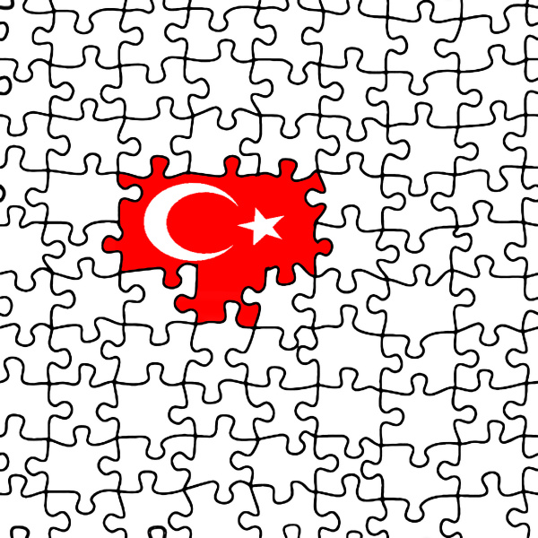 turkische flagge erscheint in einem puzzle