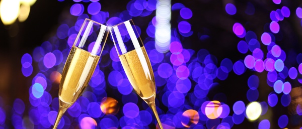silvesterfeier hintergrund mit champagner