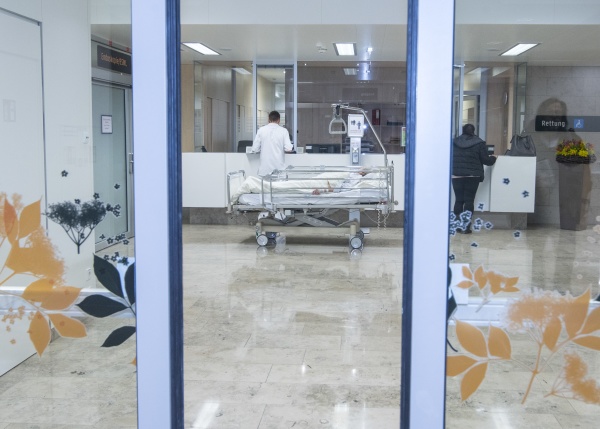 krankenhausbett im gesundheitswesen