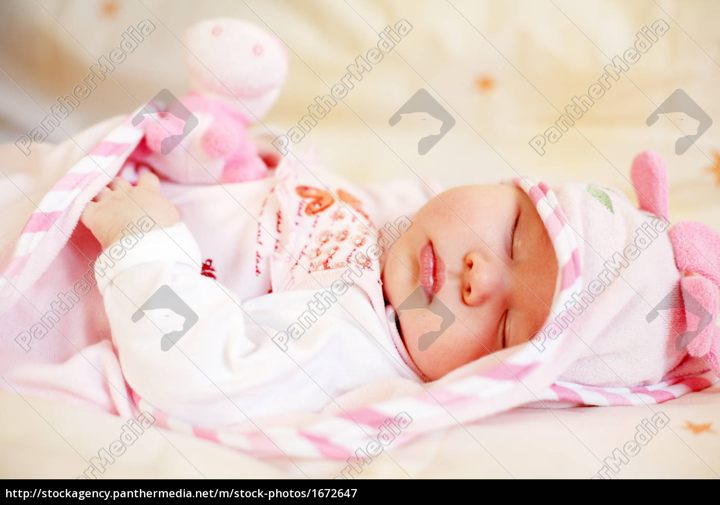 Liegen Schlafen Baby Stockfoto 1672647 Bildagentur Panthermedia