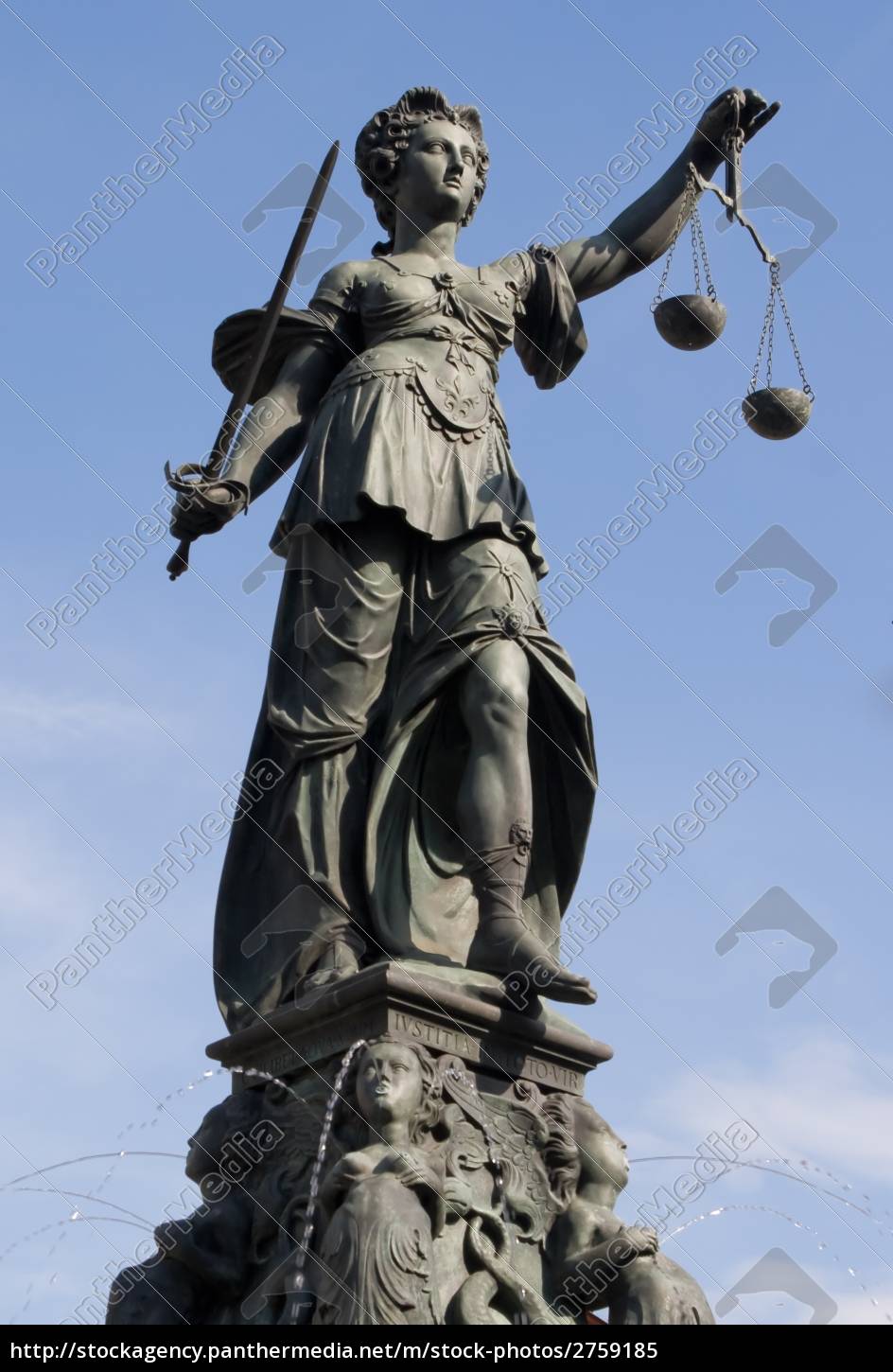 Die Statue Der Justitia In Frankfurt Lizenzfreies Bild Bildagentur Panthermedia