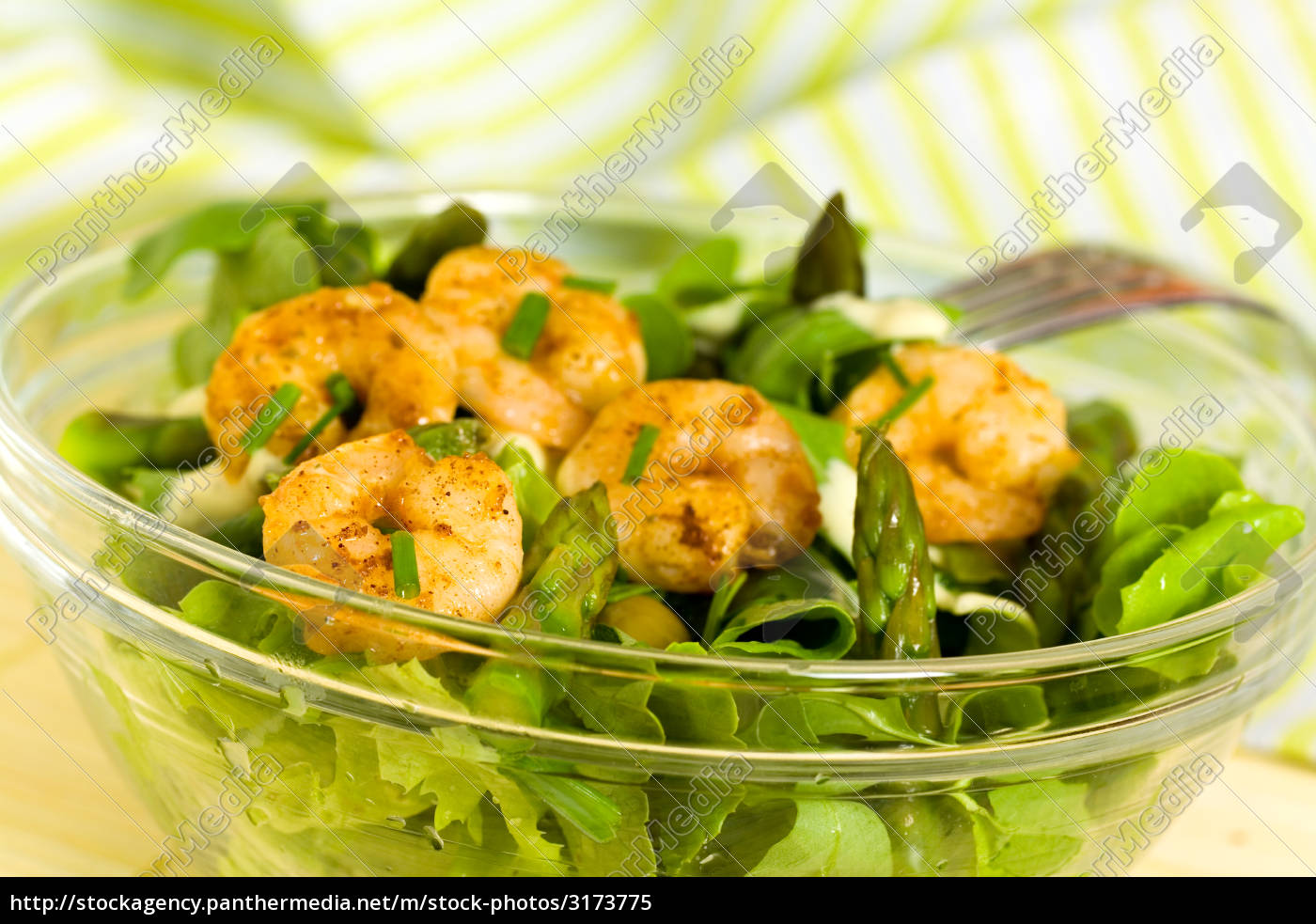 Feldsalat Mit Oliven Sosse Stockfoto Bildagentur Panthermedia