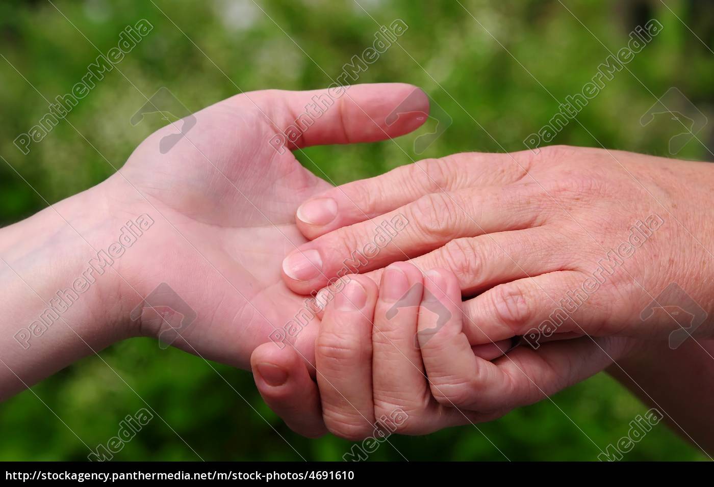 Händchen halten liebe