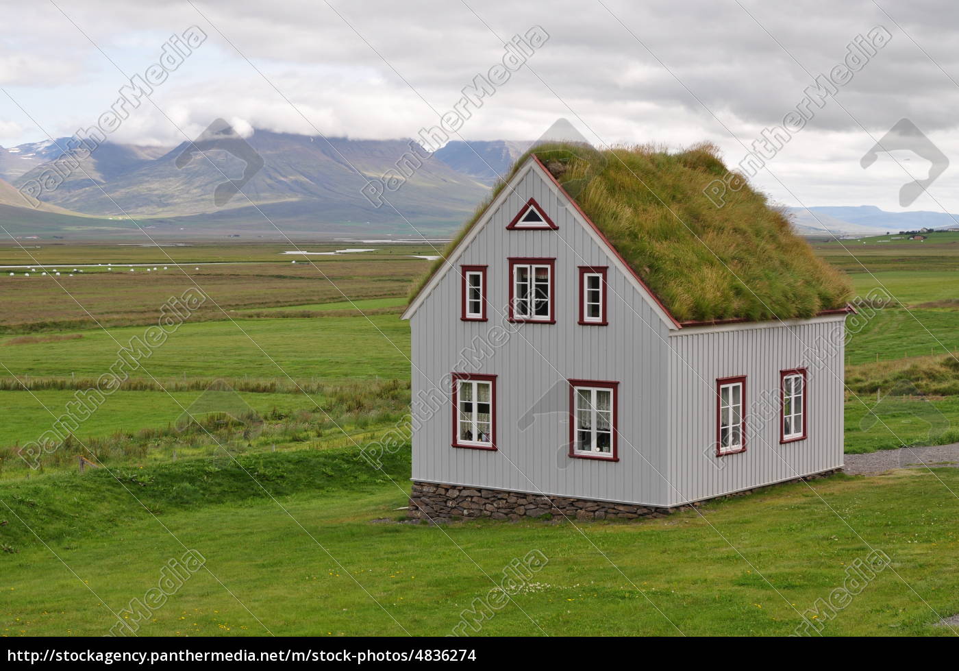 Island Haus Mit Grasdach Stock Photo 4836274 Bildagentur