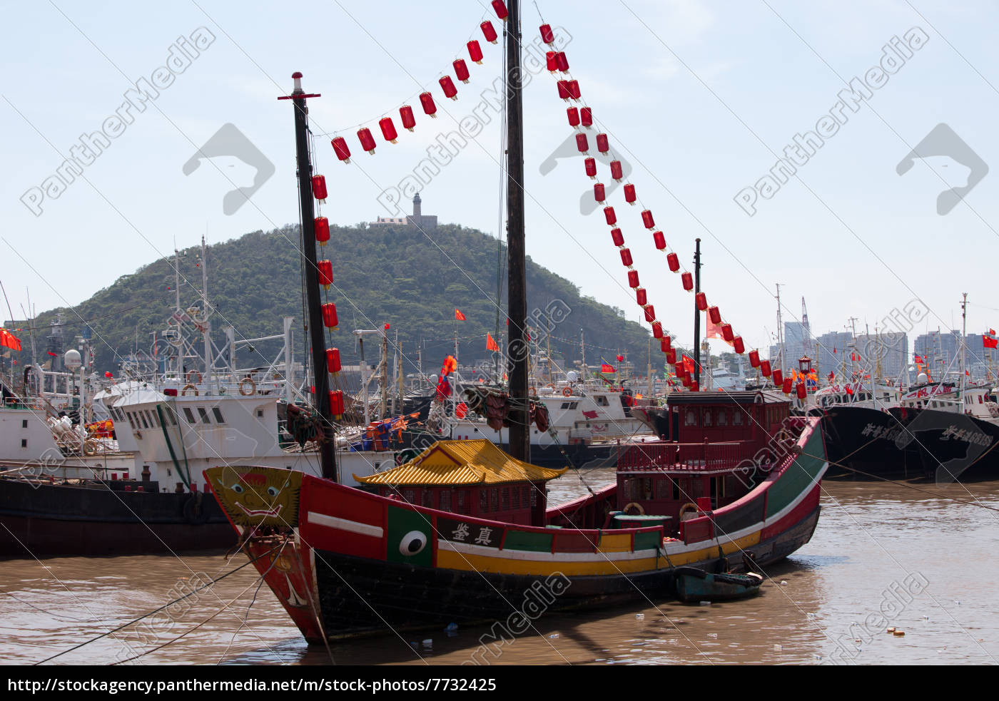 Fischerboot In China Stockfoto Bildagentur Panthermedia