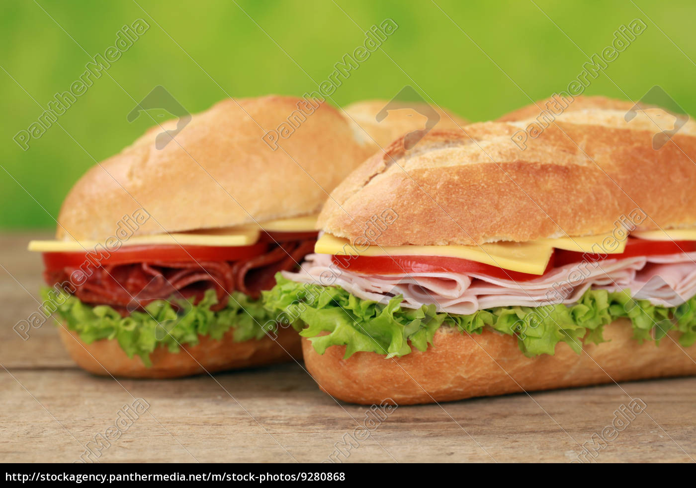 Sub Sandwich mit Salami und Schinken - Lizenzfreies Foto - #9280868 ...