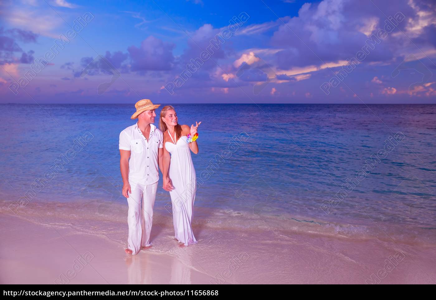 hochzeit am strand - Lizenzfreies Foto - #11656868 | Bildagentur