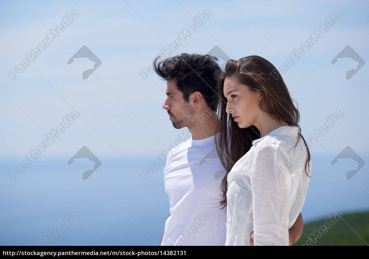 Gluckliche Junge Romantische Paare Haben Spass Arelax Lizenzfreies Bild Bildagentur Panthermedia