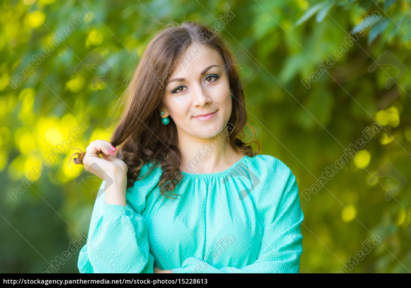 portrait-of-a-beautiful-girl-in-a-red-shawl-ai-generative-image