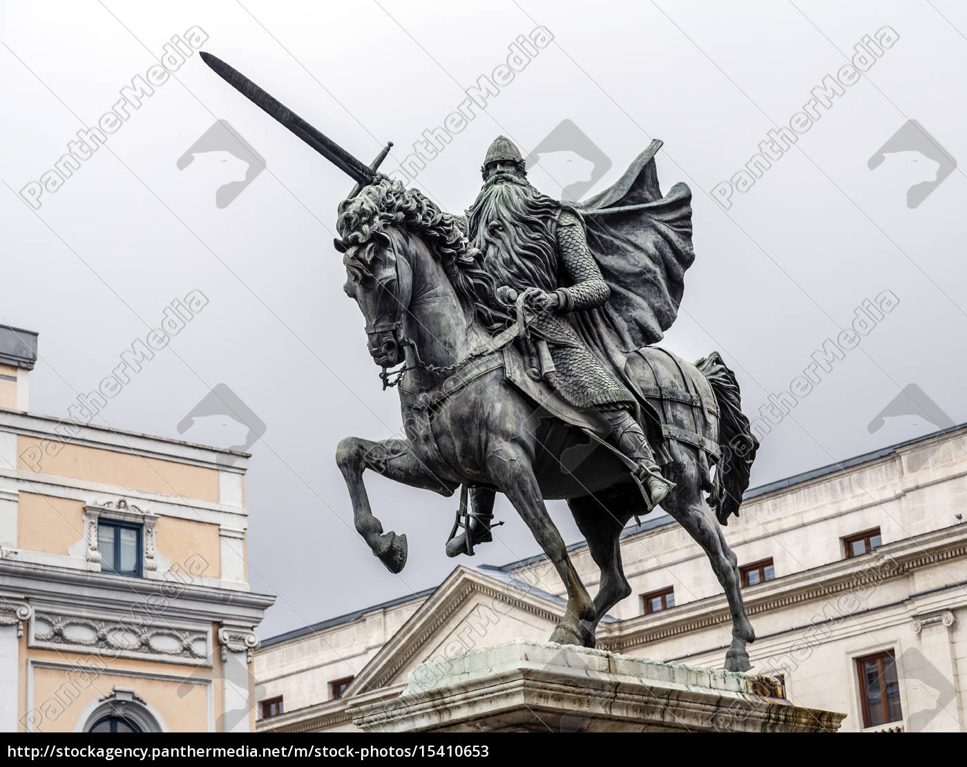 Statue Von El Cid In Burgos Spanien Lizenzfreies Bild 15410653 Bildagentur Panthermedia