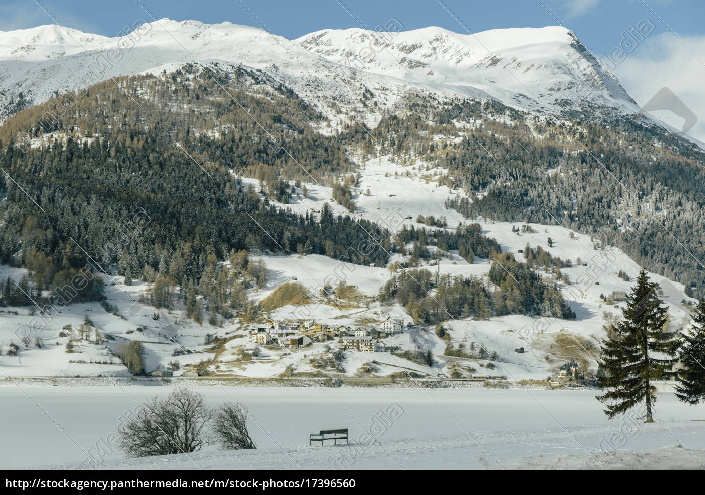 österreich Bergdorf - Lizenzfreies Foto - #17396560 | Bildagentur ...