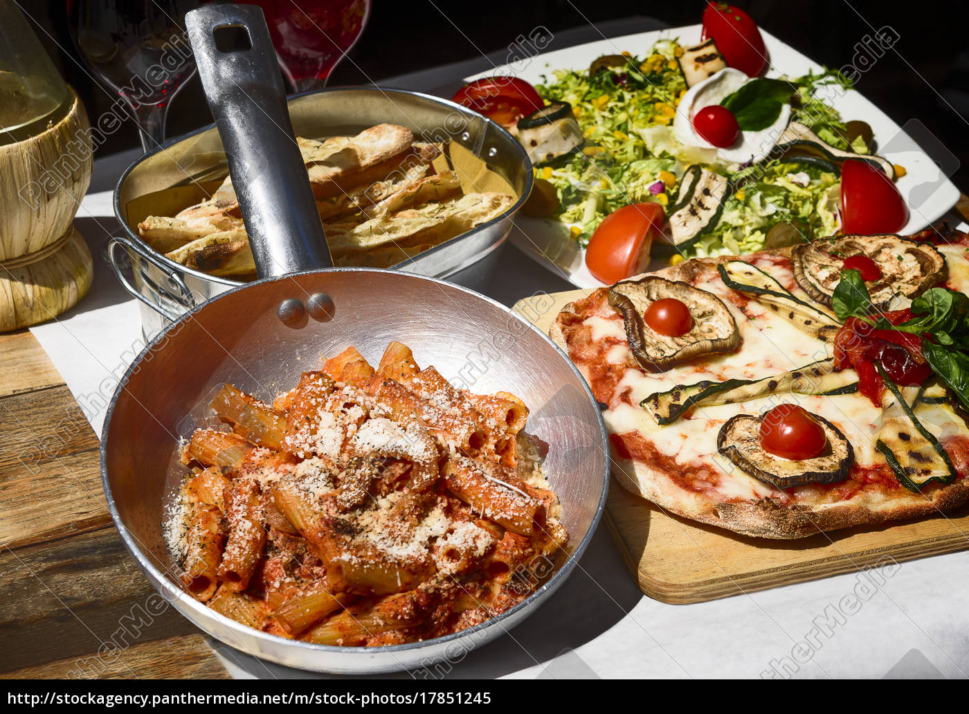 Geschmack Und Beruhmtes Italienisches Essen Stockfoto 17851245 Bildagentur Panthermedia