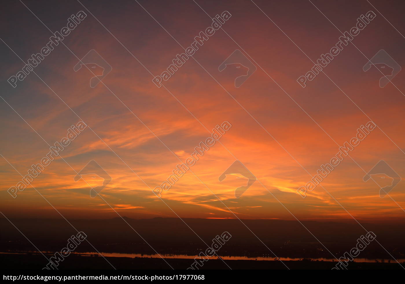 Sonnenuntergang In Der Sahara Von Agypten Lizenzfreies Foto Bildagentur Panthermedia