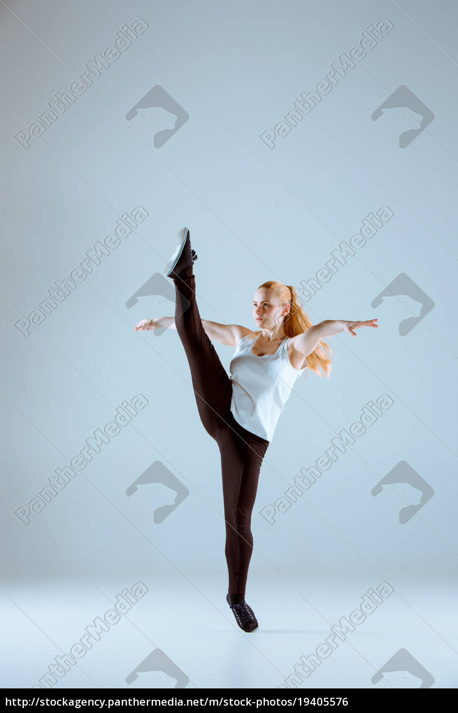 Die Frauen Tanzen Hip Hop Choreographie Lizenzfreies Foto Bildagentur Panthermedia