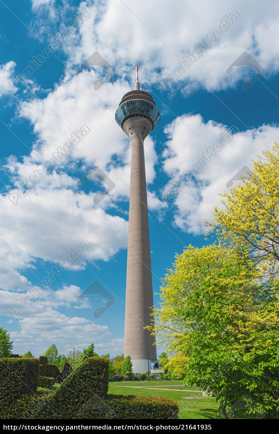 Fernsehturm Rheinturm Dusseldorf Deutschland Europa Lizenzfreies Bild Bildagentur Panthermedia