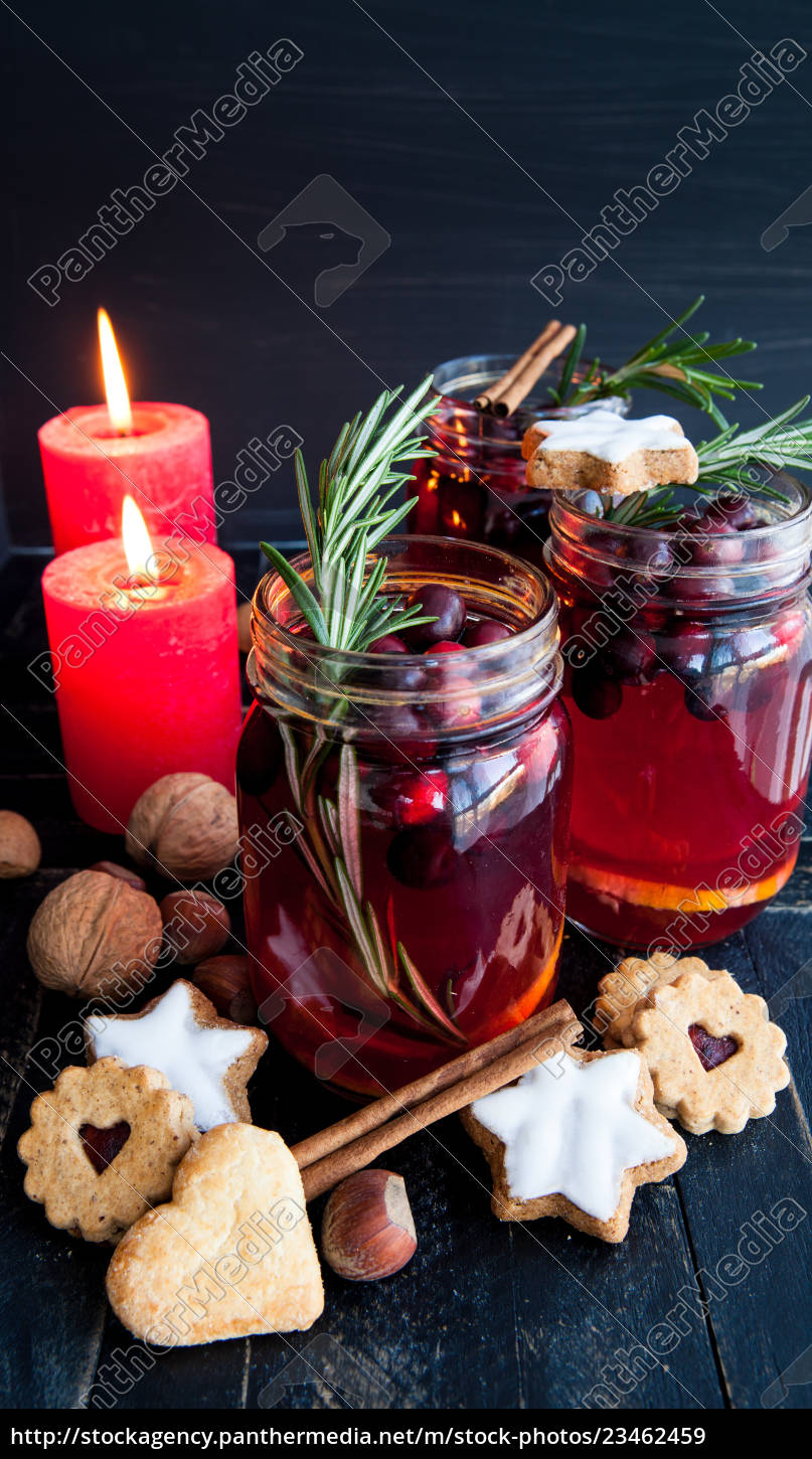 Heisser Punsch mit Cranberry - Lizenzfreies Bild - #23462459 ...