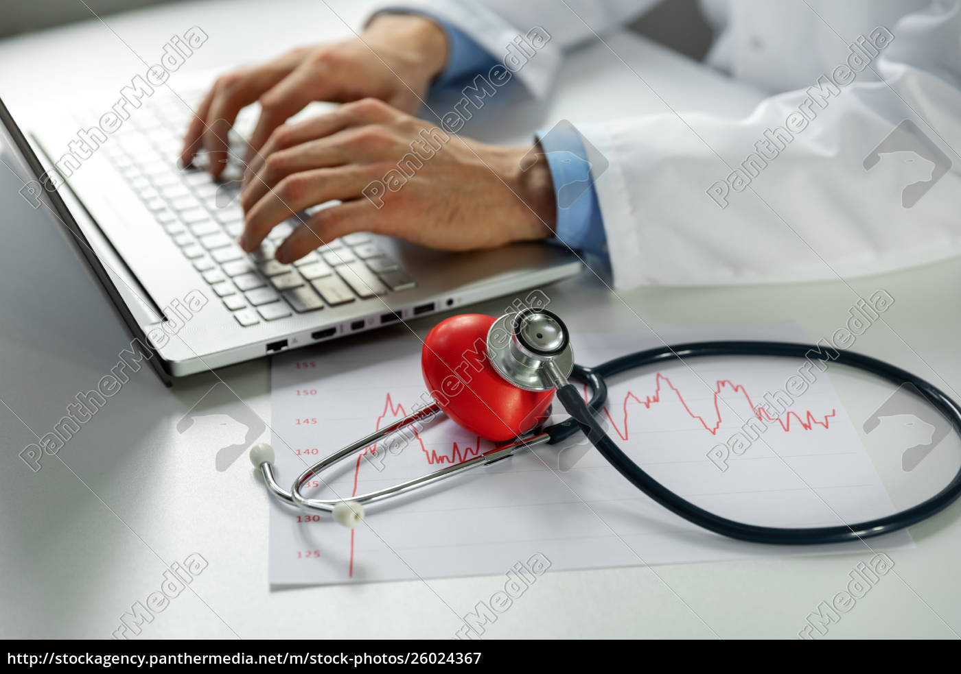Kardiologie Arzt Kardiologe Arbeitet Auf Stockfoto 26024367