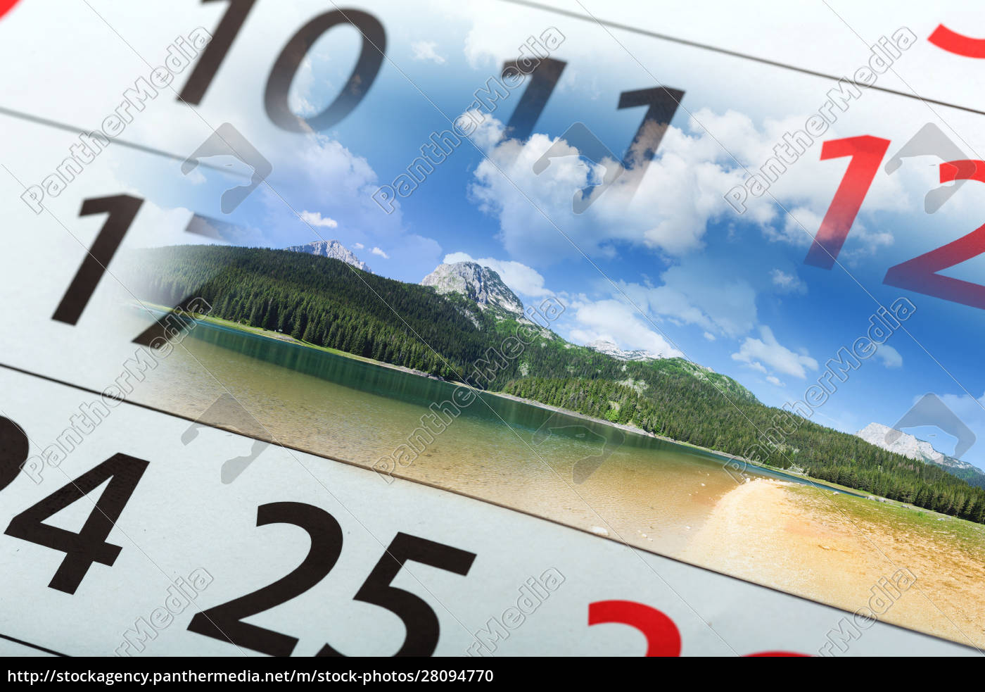 Kalender mit schöner Landschaft - Stock Photo - #28094770 | Bildagentur