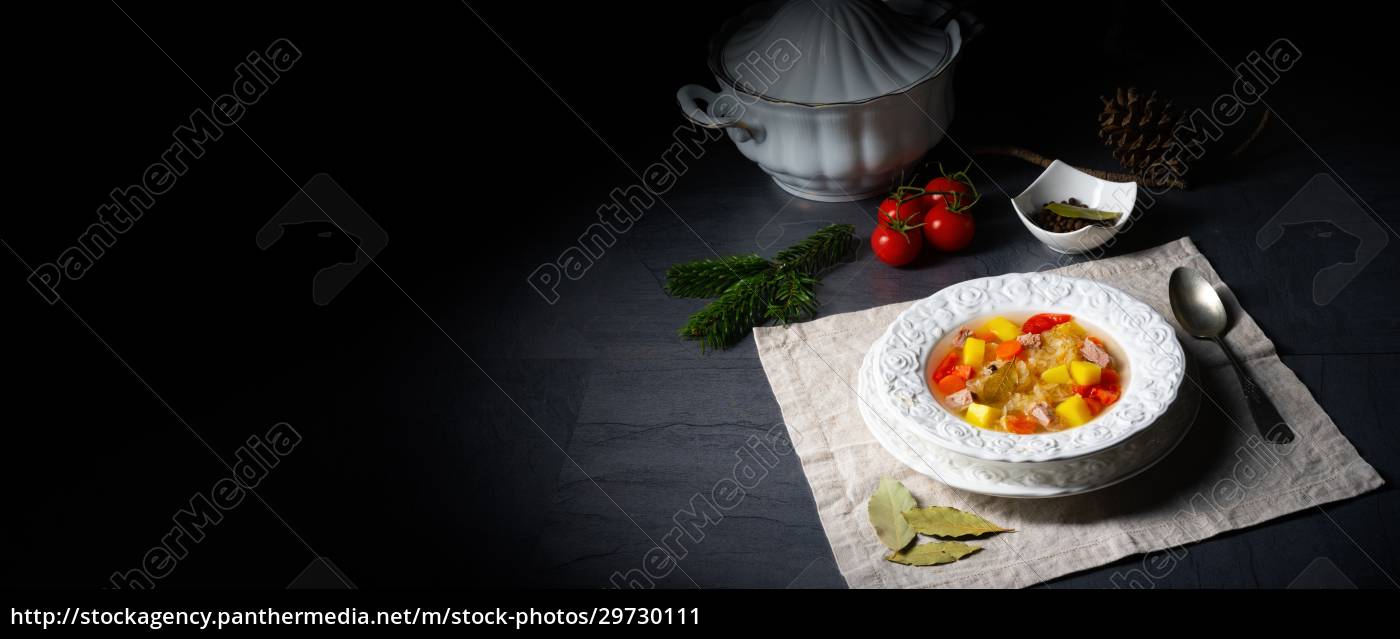 kapusniak leckere polnische Sauerkrautsuppe - Stockfoto #29730111 ...